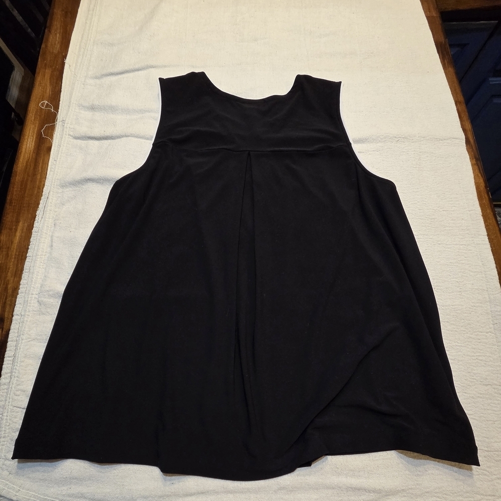 Alfani Black And White Tank - Picture 2 of 3